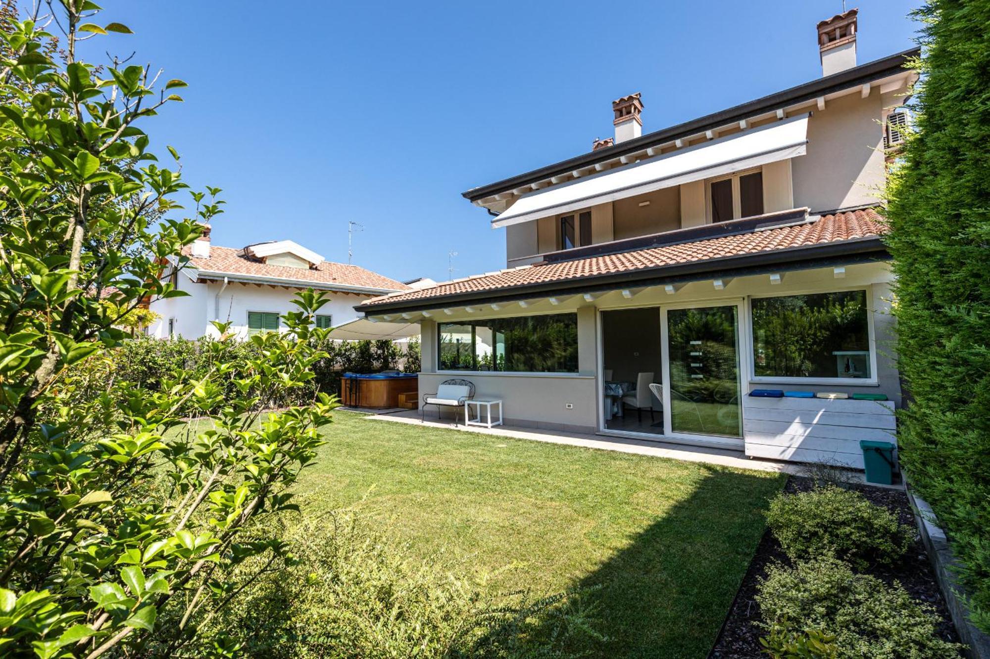Villa Rita Peschiera del Garda Exteriör bild